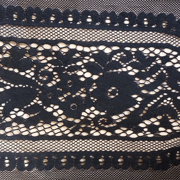 A’reve Black & Nude Lace Skirt - Picture 3 of 9